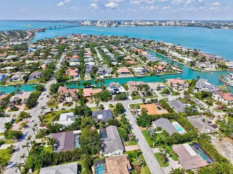 606 Owl Way Sarasota FL 34236
