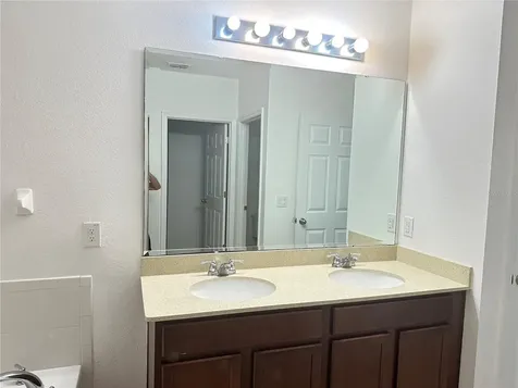 477 Kestrel Drive Groveland FL 34736