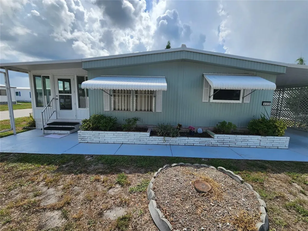 808 53rd Avenue E Bradenton FL 34203