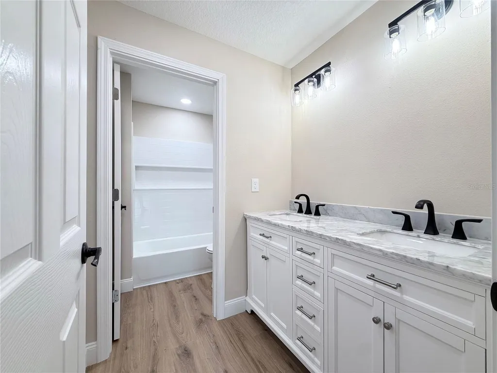 1427 Murillo Loop Ruskin FL 33570