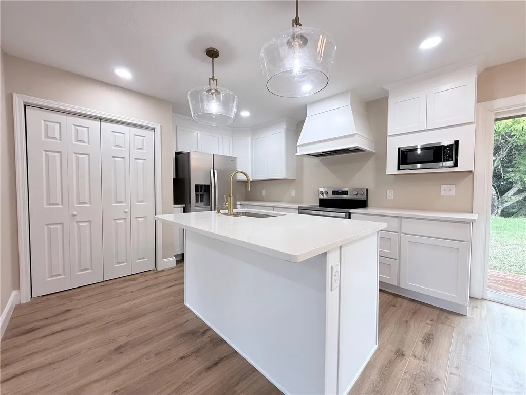1427 Murillo Loop Ruskin FL 33570