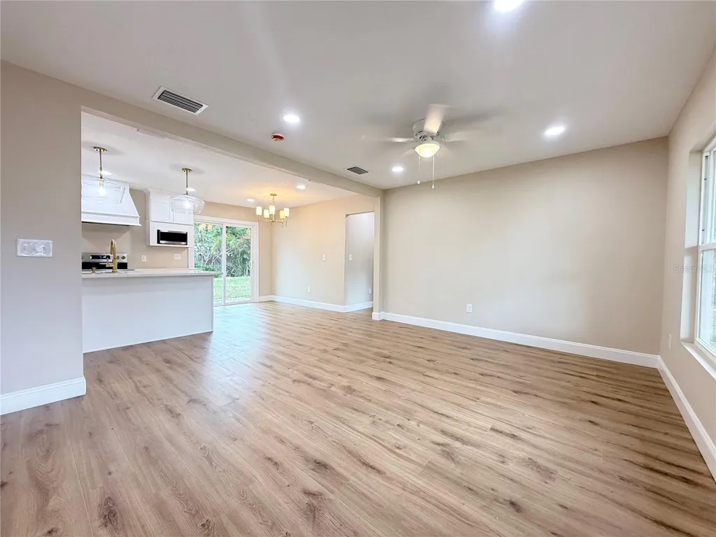1427 Murillo Loop Ruskin FL 33570