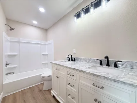 1427 Murillo Loop Ruskin FL 33570