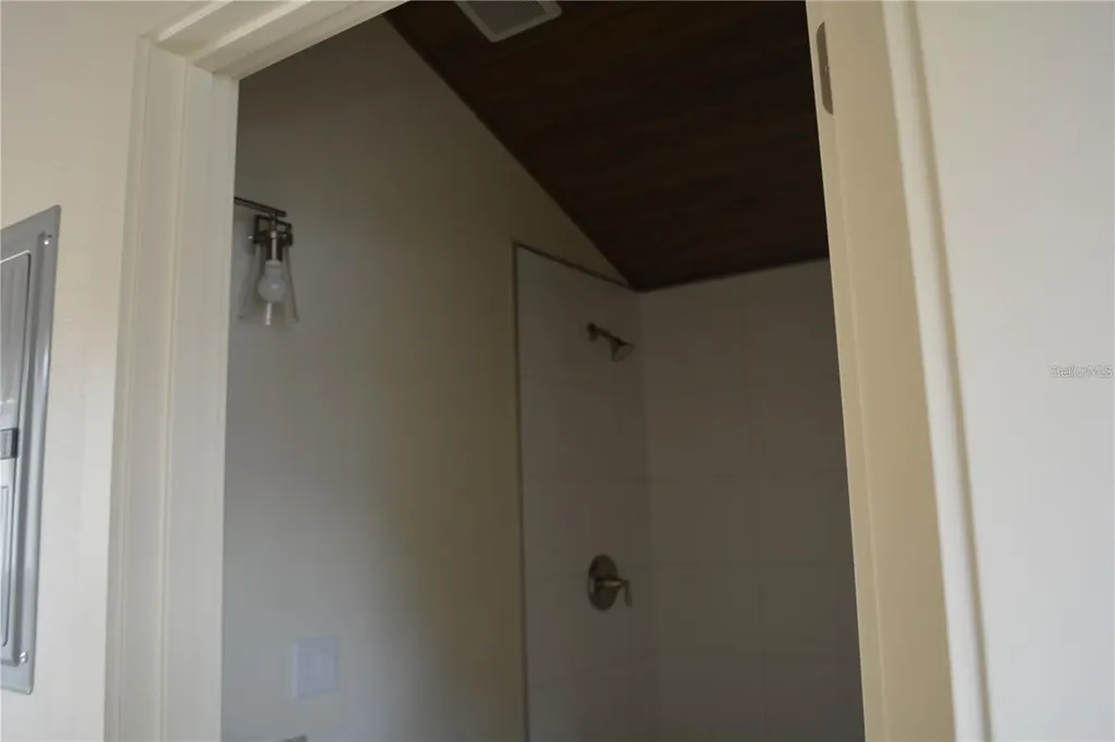 620 Third Street Oviedo FL 32765