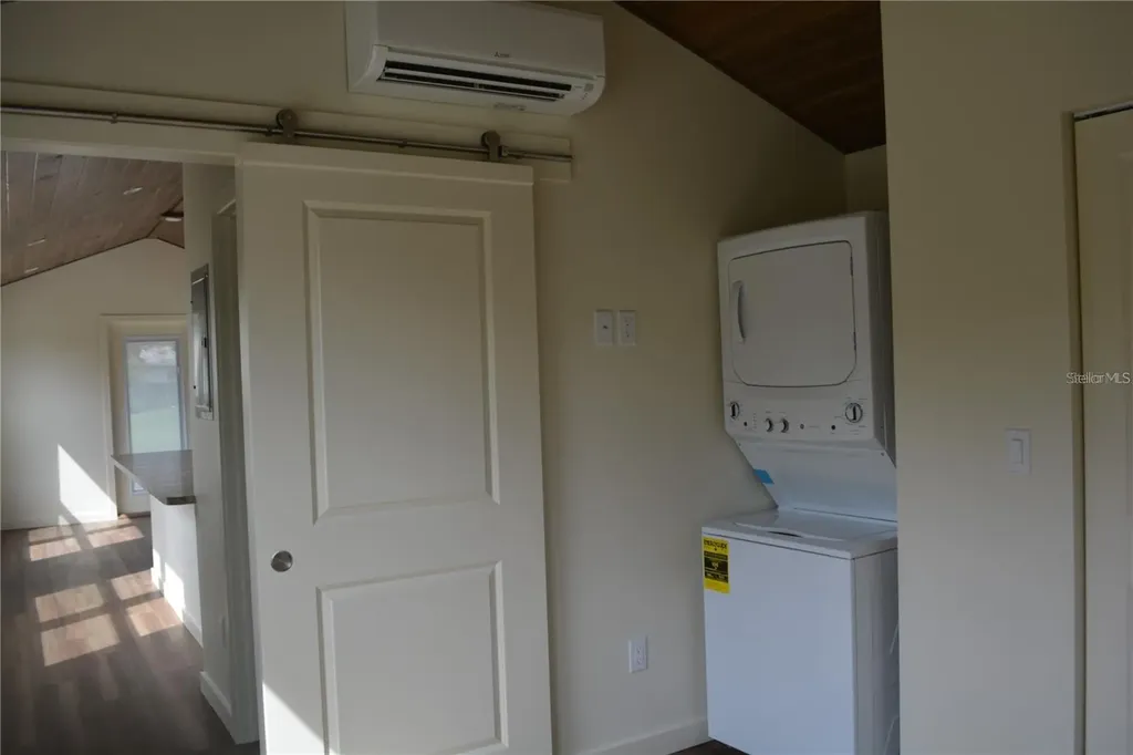 620 Third Street Oviedo FL 32765