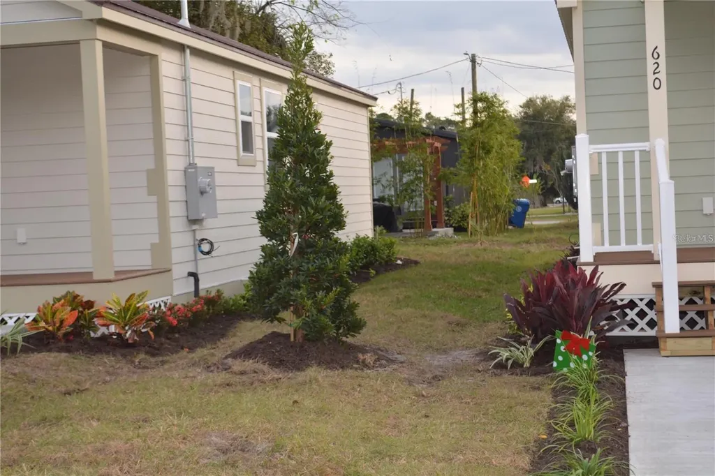 620 Third Street Oviedo FL 32765