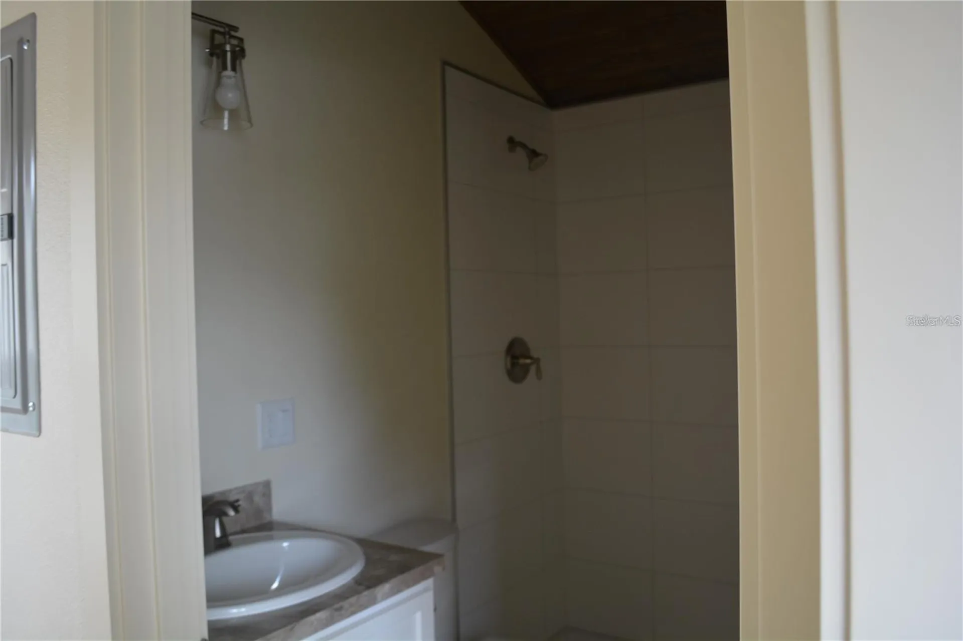 620 Third Street Oviedo FL 32765