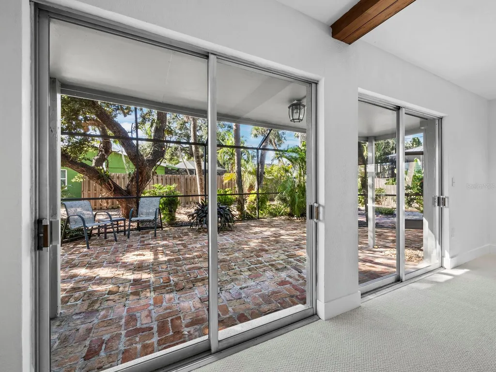 5451 Shadow Lawn Drive Sarasota FL 34242