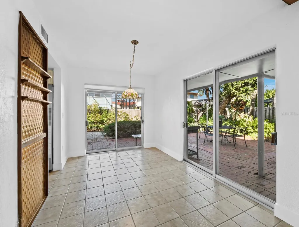 5451 Shadow Lawn Drive Sarasota FL 34242