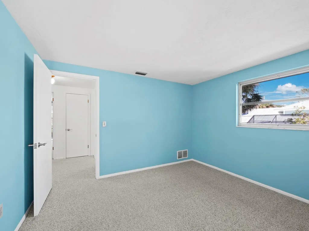 5451 Shadow Lawn Drive Sarasota FL 34242