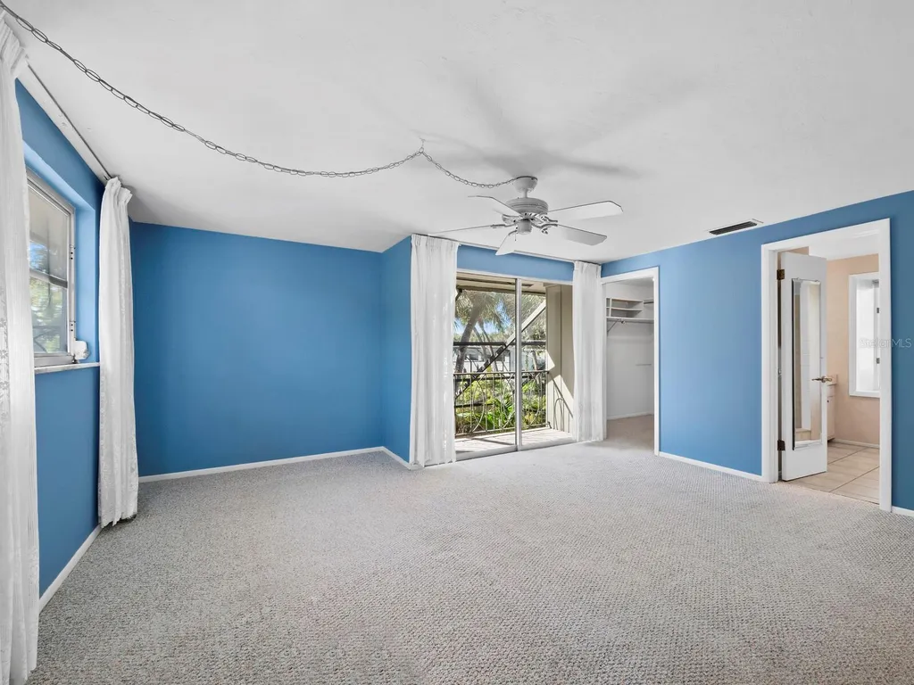 5451 Shadow Lawn Drive Sarasota FL 34242