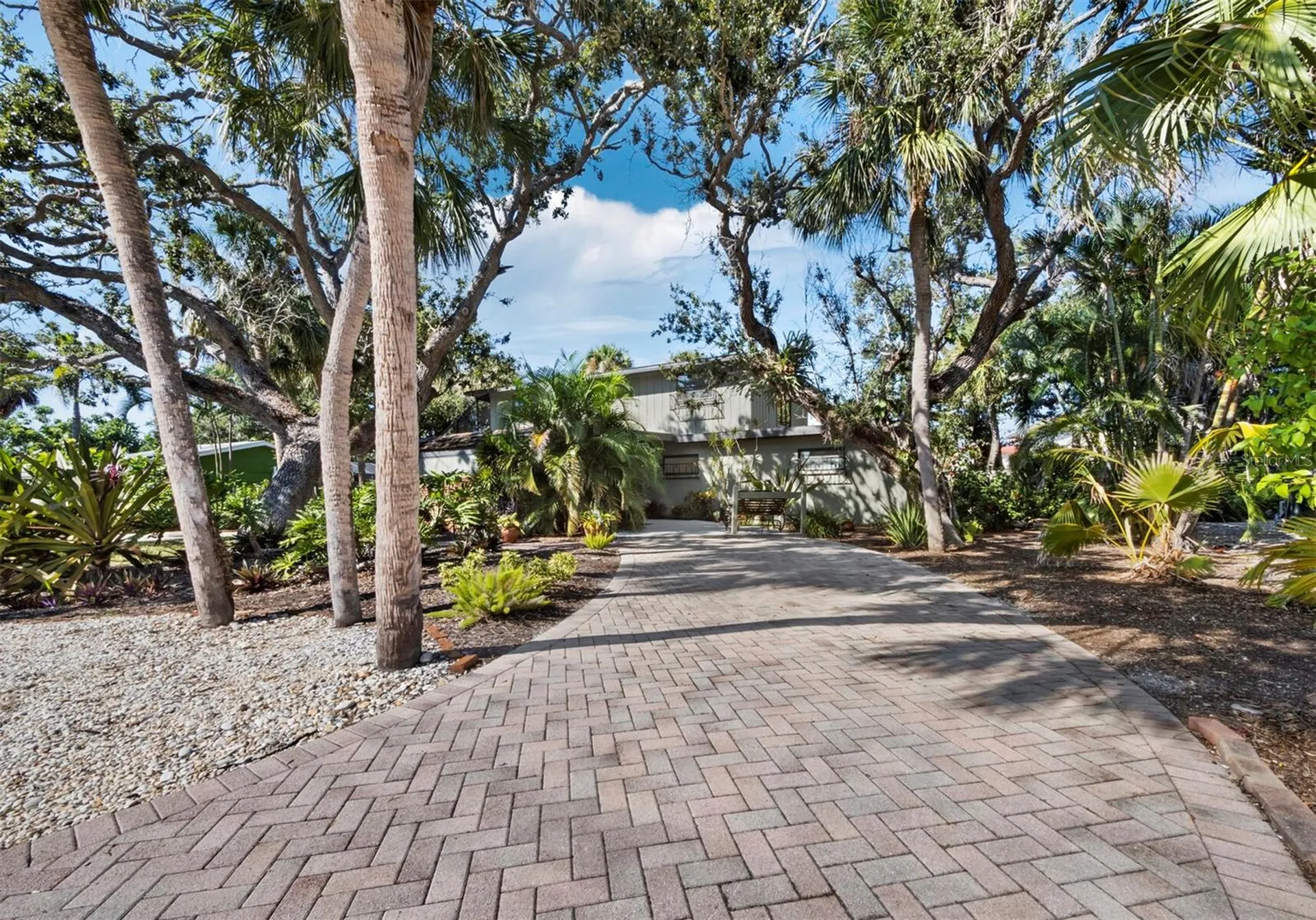 5451 Shadow Lawn Drive Sarasota FL 34242