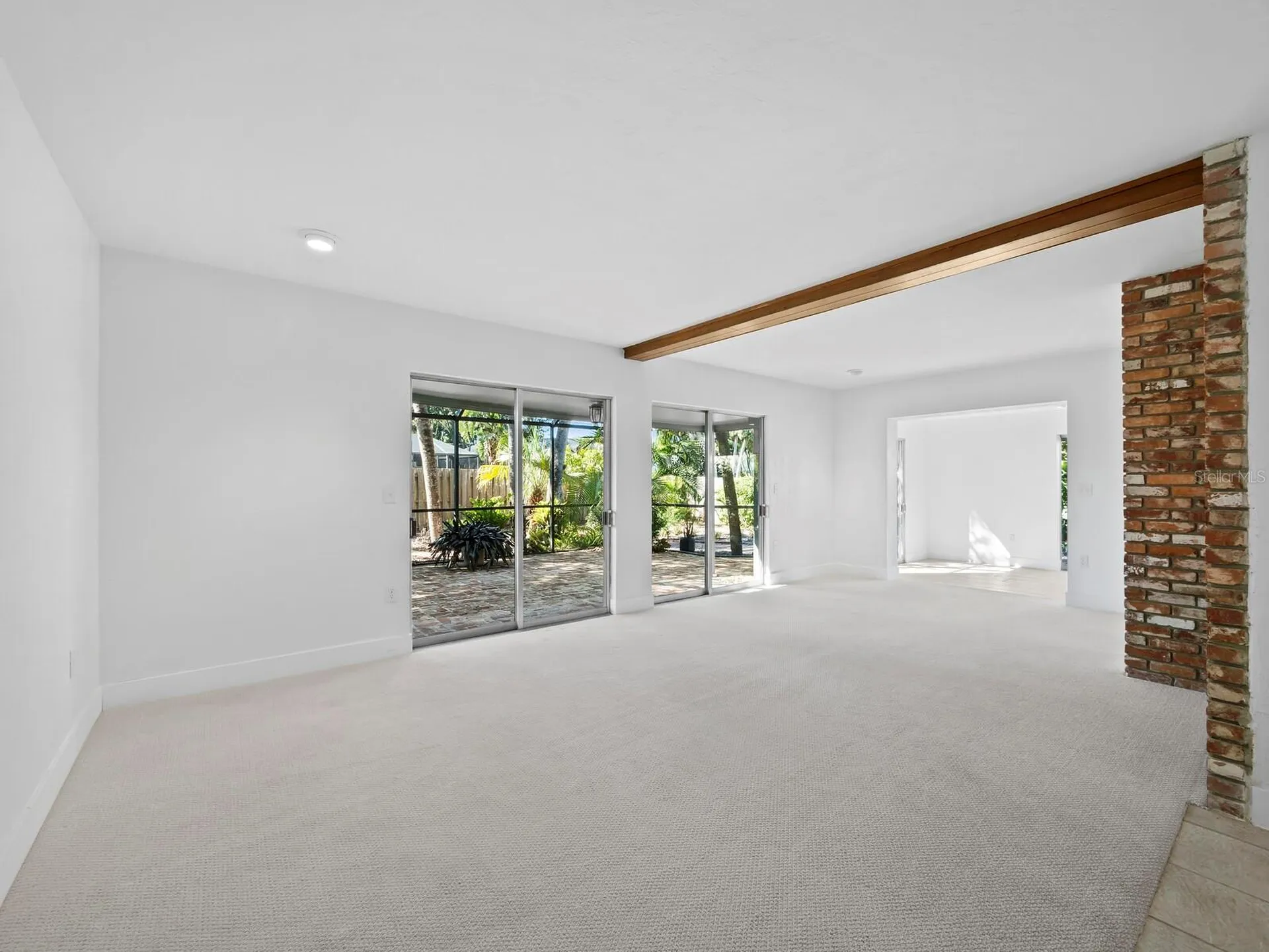 5451 Shadow Lawn Drive Sarasota FL 34242