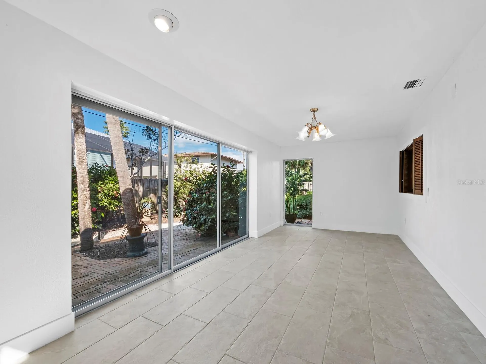 5451 Shadow Lawn Drive Sarasota FL 34242