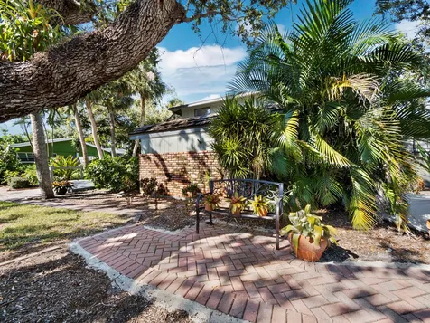 5451 Shadow Lawn Drive Sarasota FL 34242