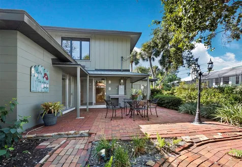 5451 Shadow Lawn Drive Sarasota FL 34242
