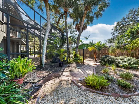 5451 Shadow Lawn Drive Sarasota FL 34242