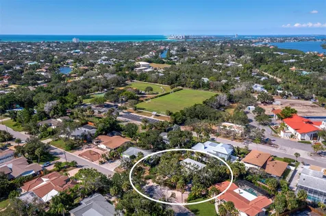 5451 Shadow Lawn Drive Sarasota FL 34242