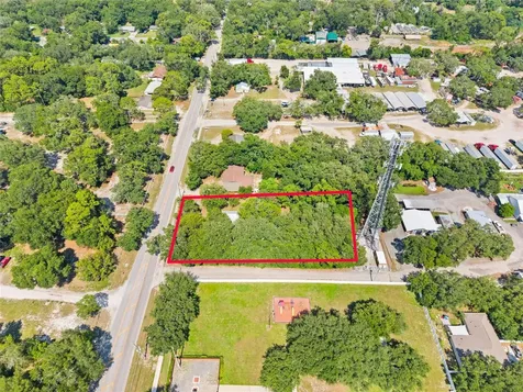 140 W Ponkan Road Apopka FL 32712
