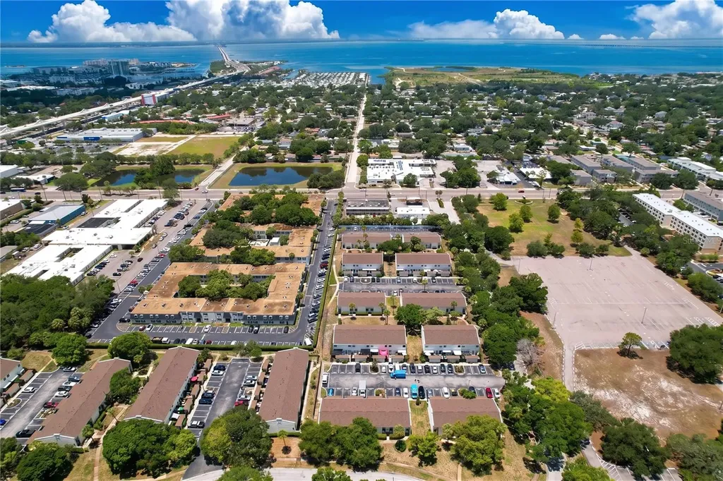 4517 W La Villa Lane Tampa FL 33611