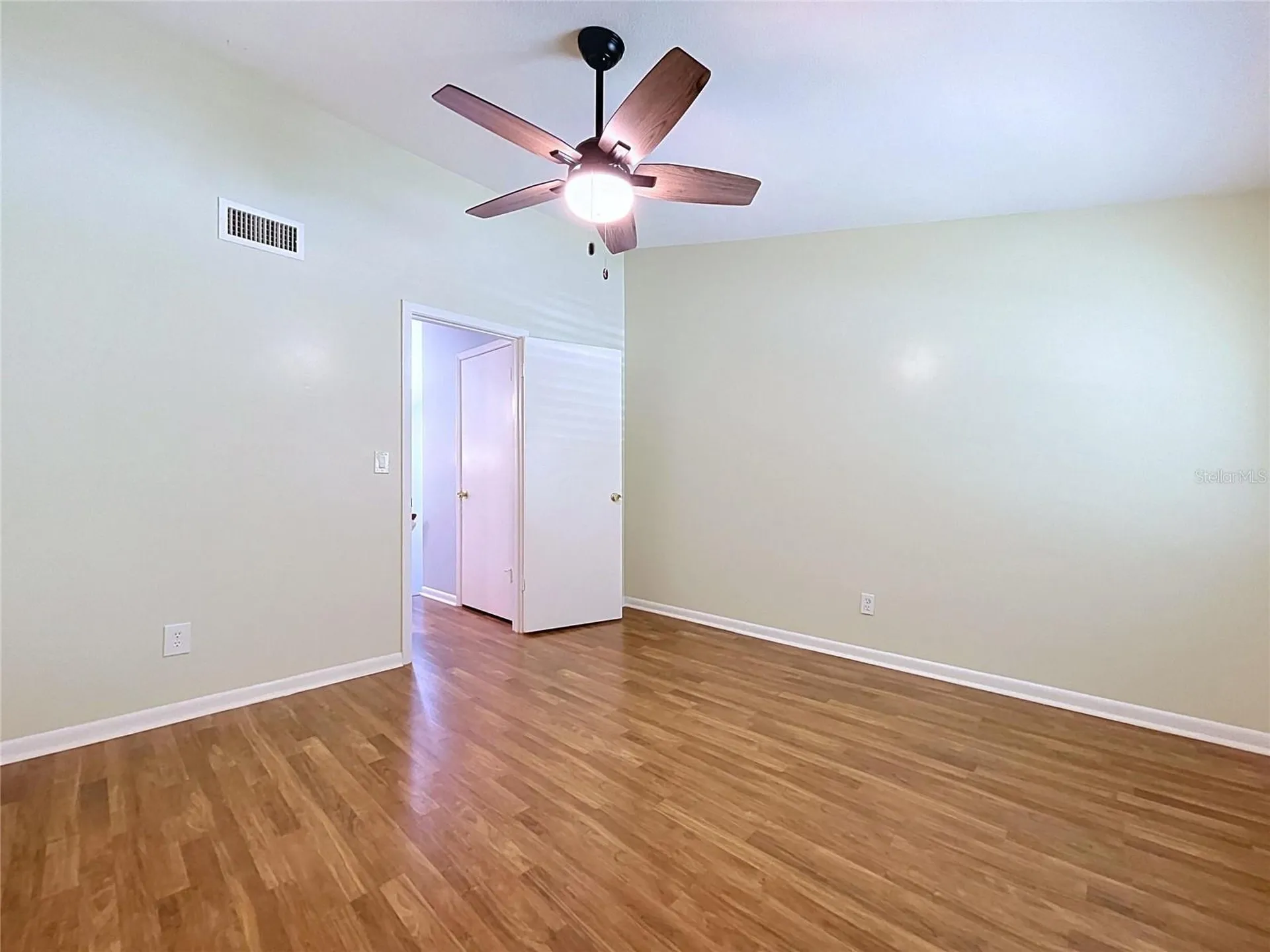 4517 W La Villa Lane Tampa FL 33611