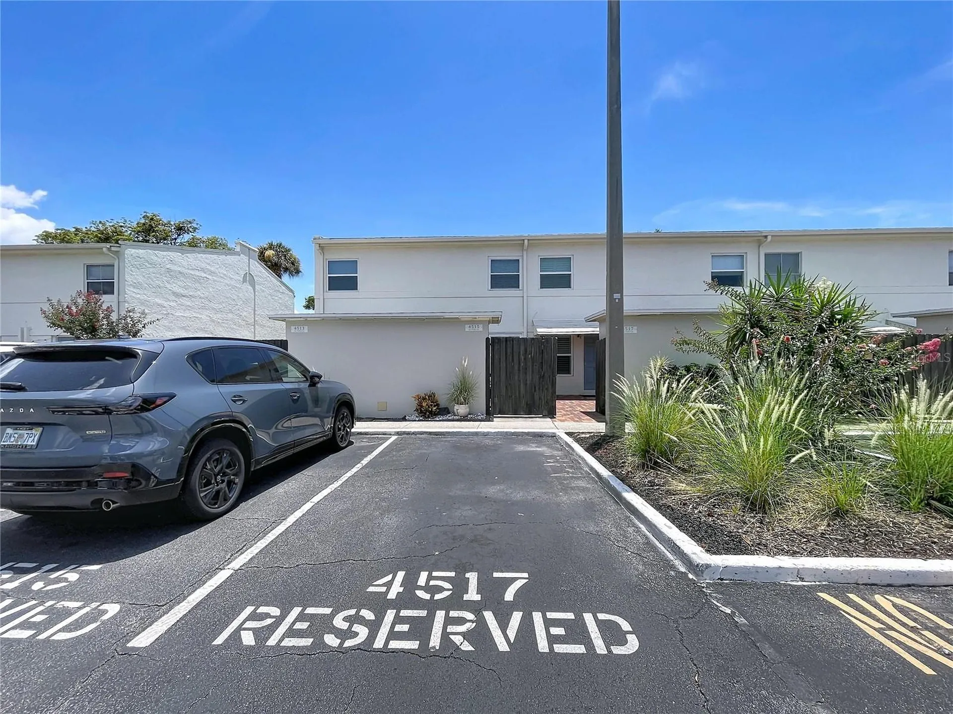 4517 W La Villa Lane Tampa FL 33611