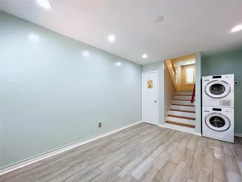 4517 W La Villa Lane Tampa FL 33611