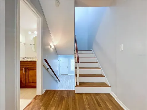 4517 W La Villa Lane Tampa FL 33611
