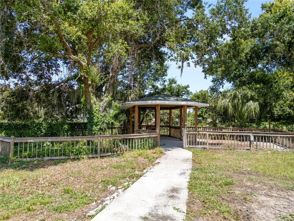 611 Morgan Road Winter Haven FL 33880