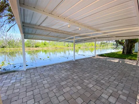 28046 Lois Drive Tavares FL 32778