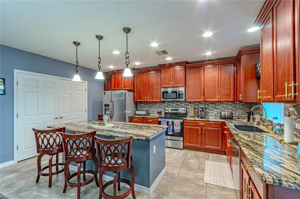 2478 Addison Creek Drive Kissimmee FL 34758
