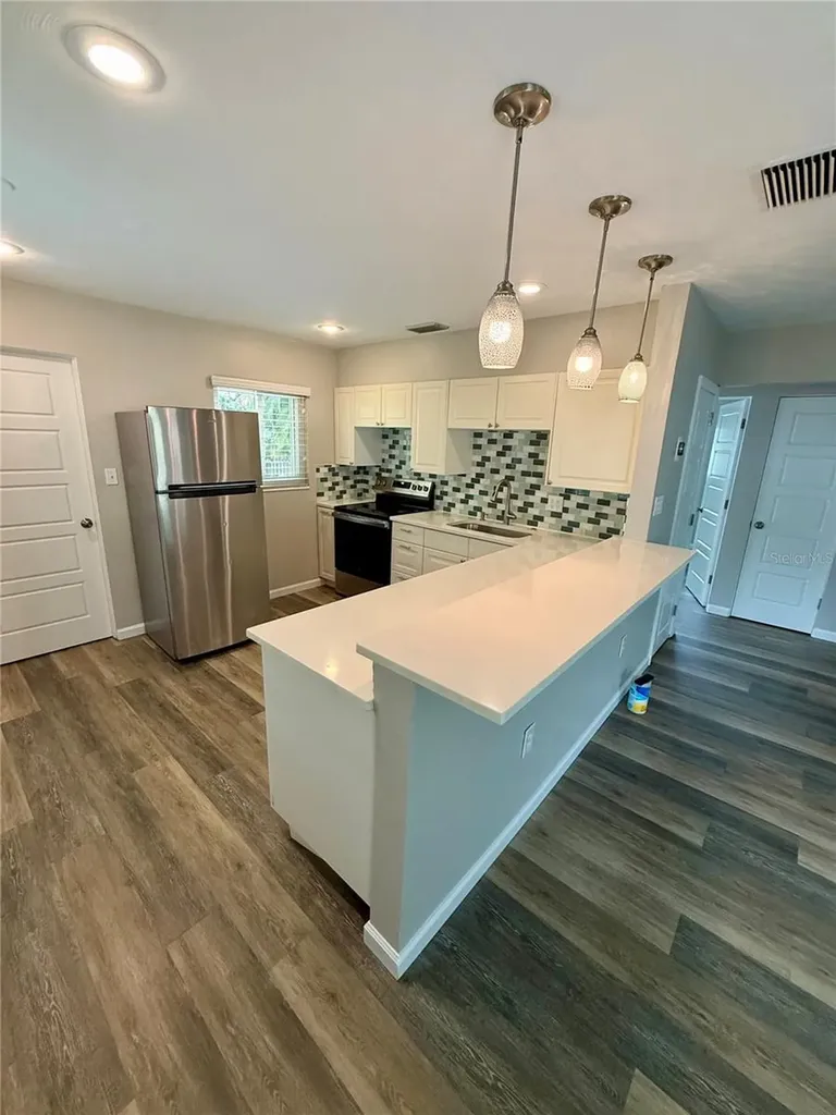 2716 Blossom Drive Sarasota FL 34239