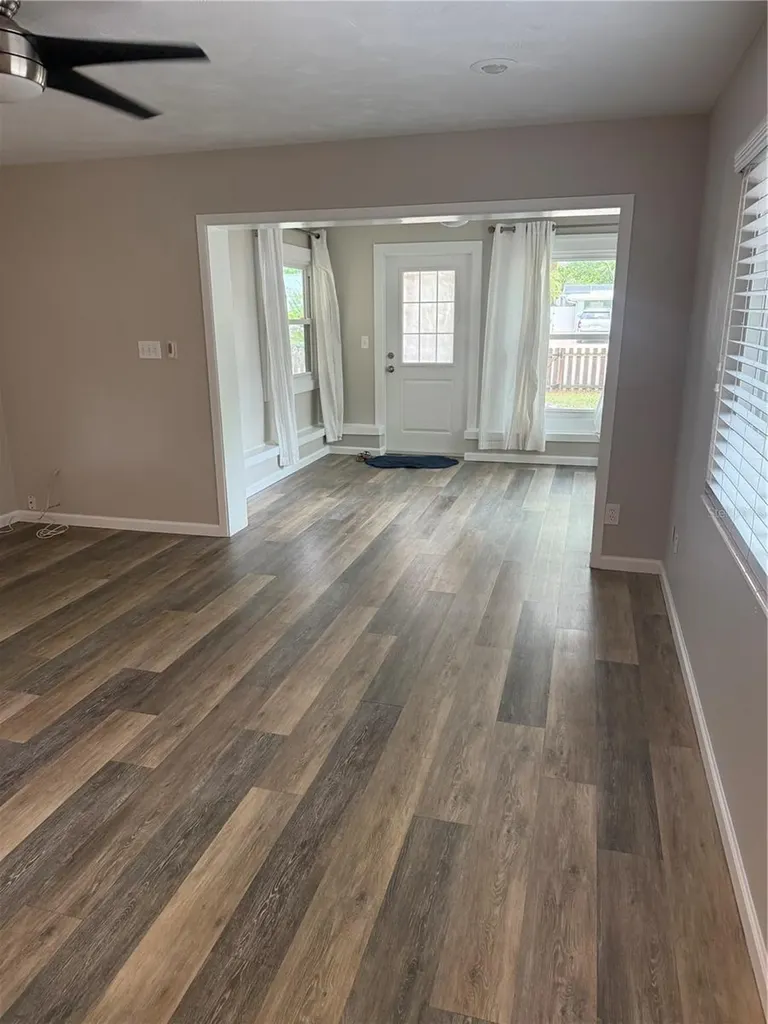 2716 Blossom Drive Sarasota FL 34239