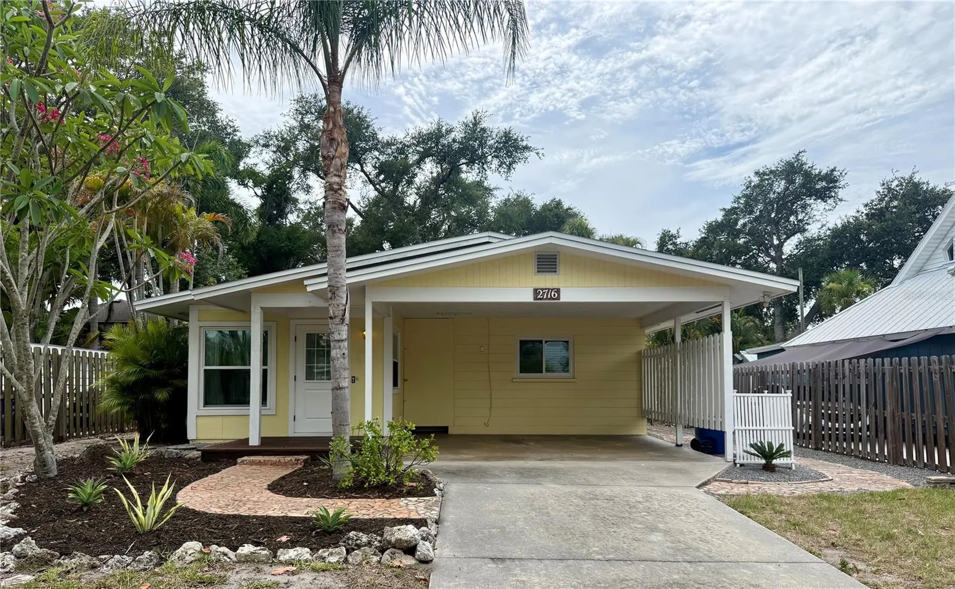 2716 Blossom Drive Sarasota FL 34239