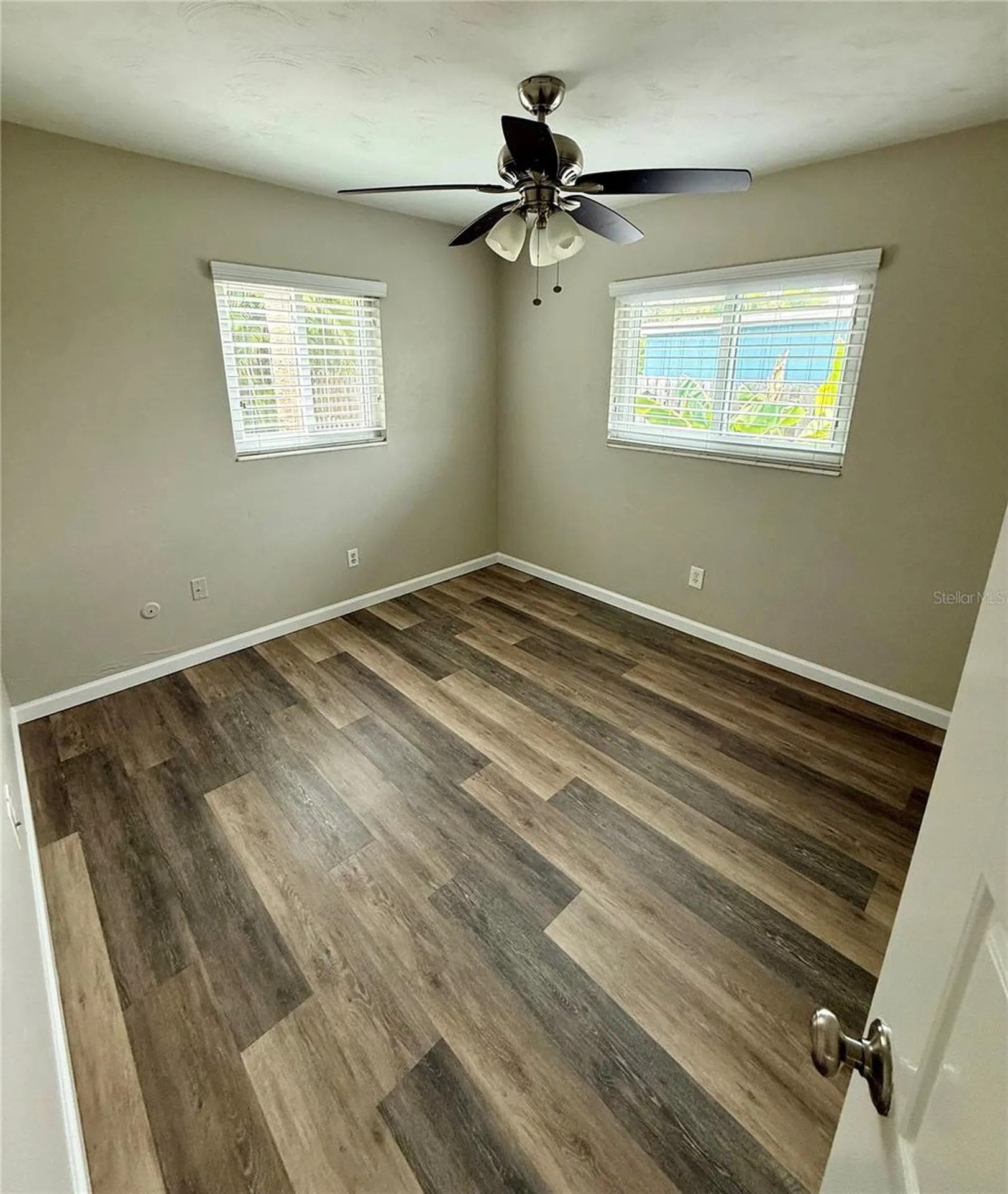 2716 Blossom Drive Sarasota FL 34239