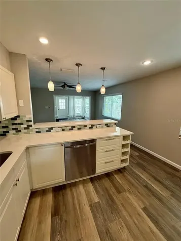 2716 Blossom Drive Sarasota FL 34239