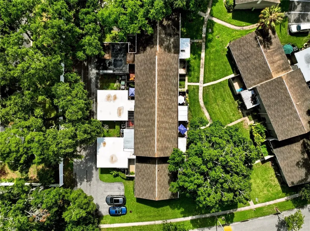 8003 Jasmine Drive Tampa FL 33637