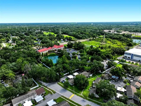 8003 Jasmine Drive Tampa FL 33637
