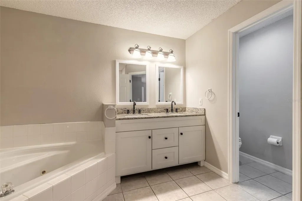22 Raeland Lane Palm Coast FL 32164
