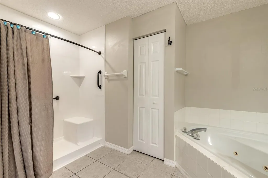 22 Raeland Lane Palm Coast FL 32164