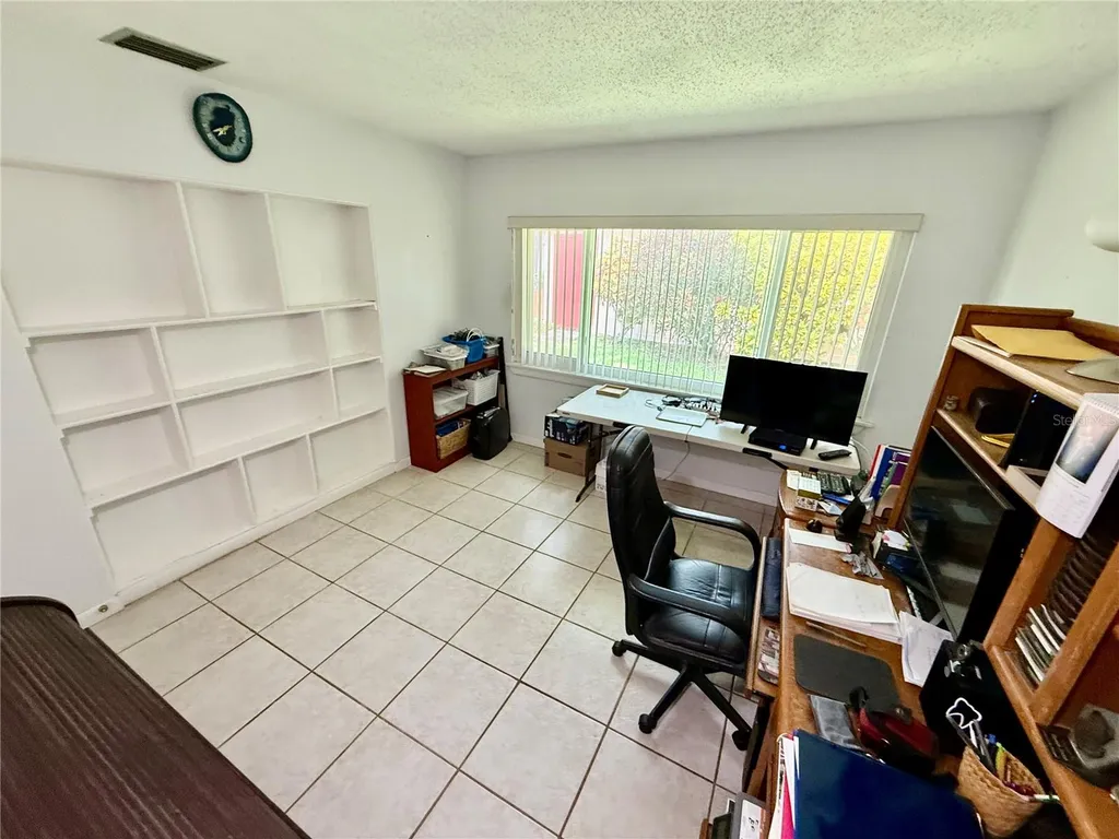 918 Bay Breeze Terrace Largo FL 33770