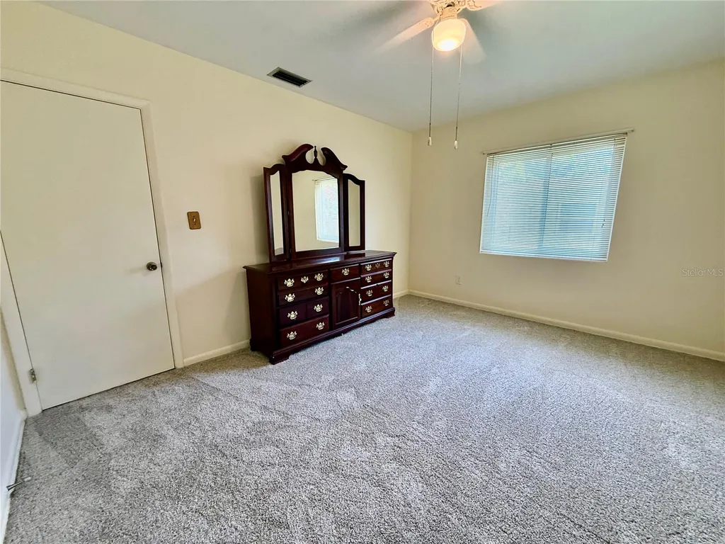 918 Bay Breeze Terrace Largo FL 33770
