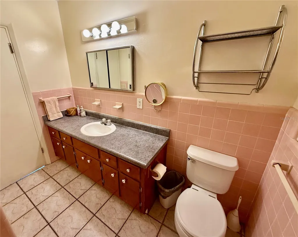 918 Bay Breeze Terrace Largo FL 33770