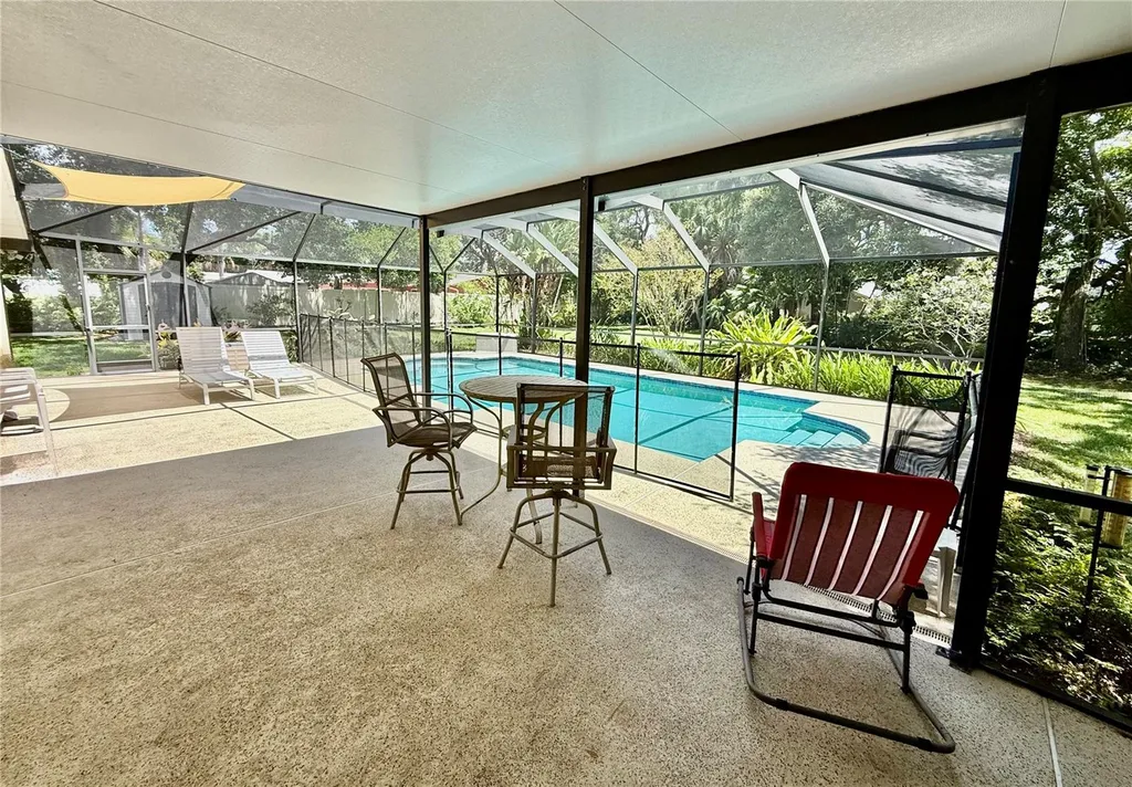 918 Bay Breeze Terrace Largo FL 33770