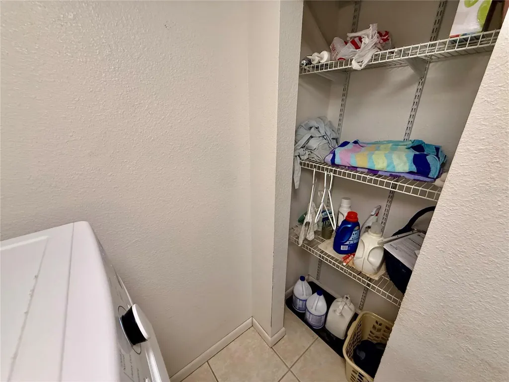 918 Bay Breeze Terrace Largo FL 33770