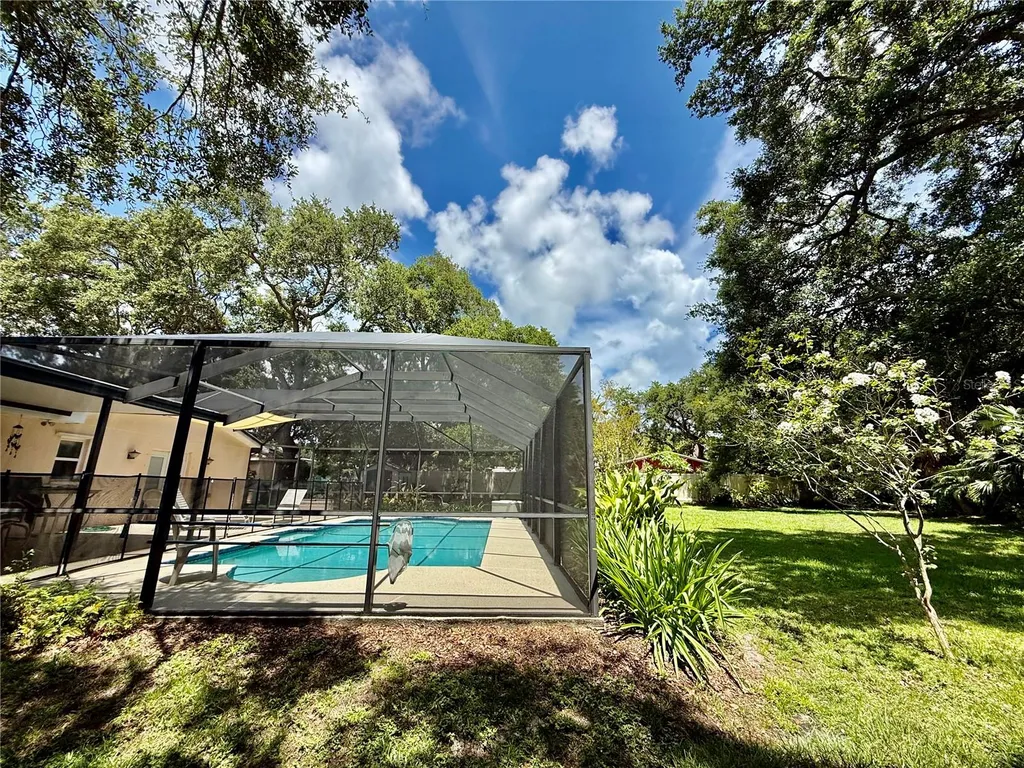 918 Bay Breeze Terrace Largo FL 33770