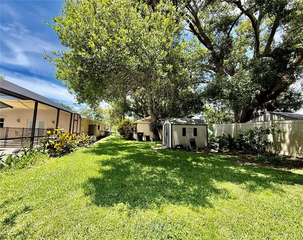 918 Bay Breeze Terrace Largo FL 33770