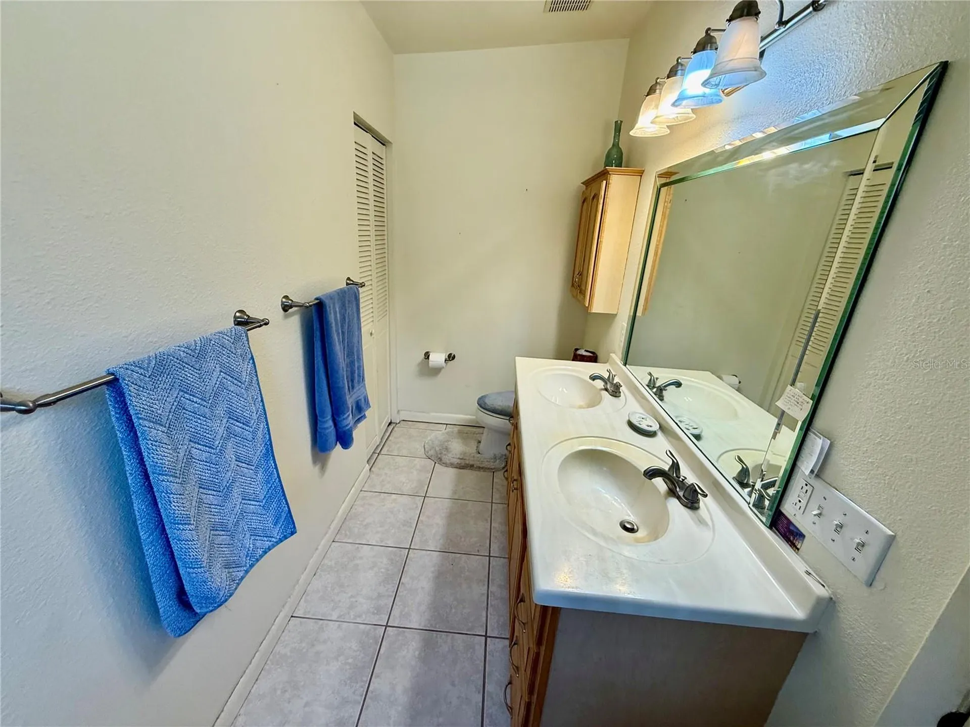 918 Bay Breeze Terrace Largo FL 33770