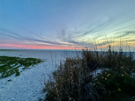 918 Bay Breeze Terrace Largo FL 33770