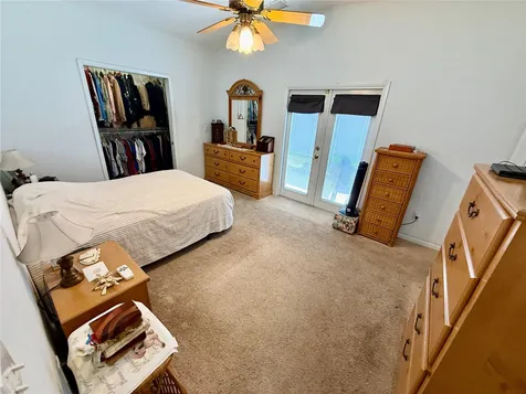 918 Bay Breeze Terrace Largo FL 33770